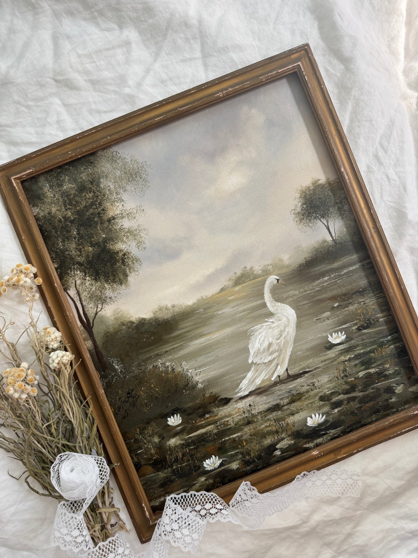 Among the water Lilies (18.25 x 15.5 po)