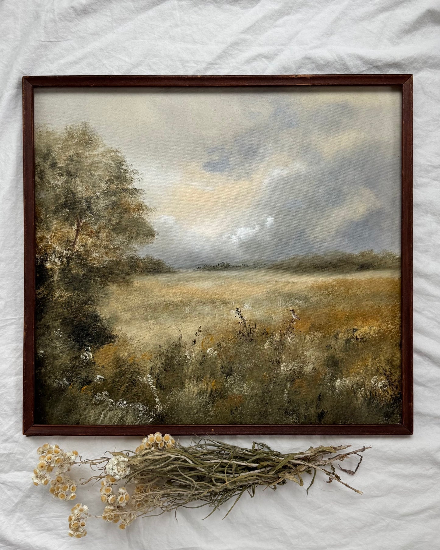 L’oiseau du pré (17.5 x 19 po)